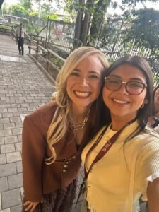 Audalis Aguilar junto a Vilma Núñez en Feria EFFIX 2026 en Medellín